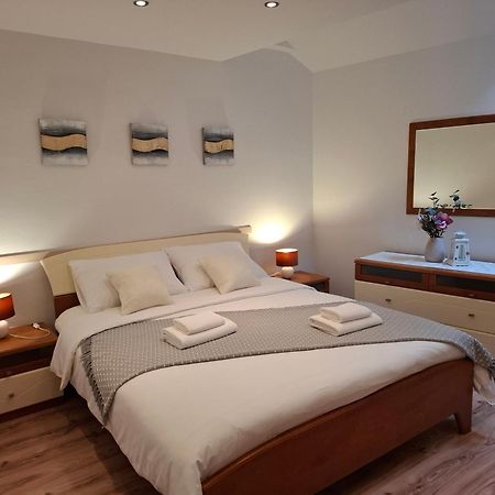 Ap Downtown Apartment Rovinj Exterior foto